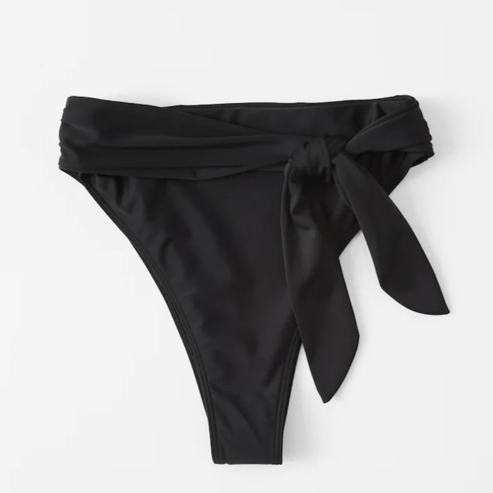 Black bikini bottoms